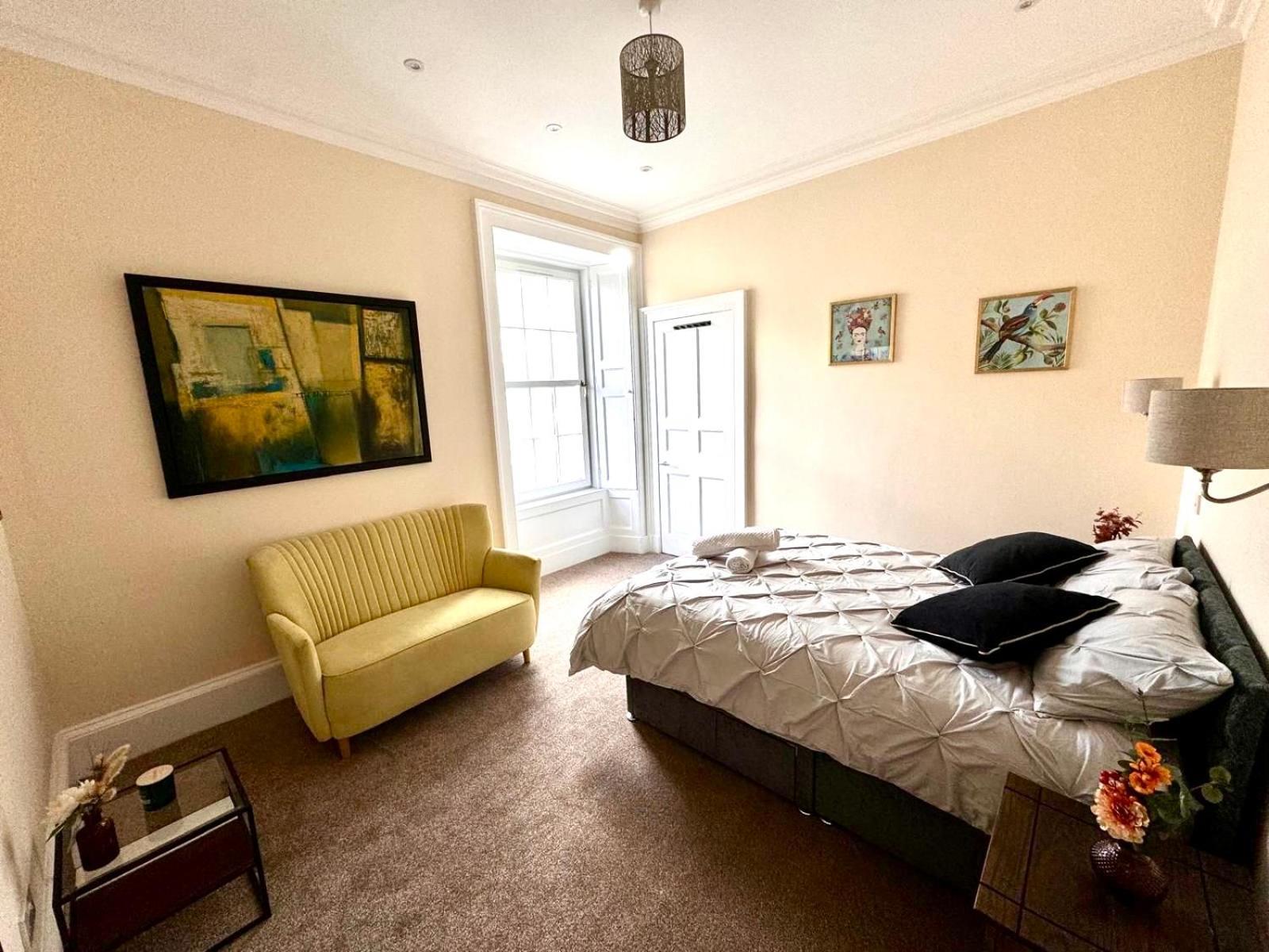 Apartment Georgian Luxury Apartment - Superfast Wifi - Parking Available Edinburgh