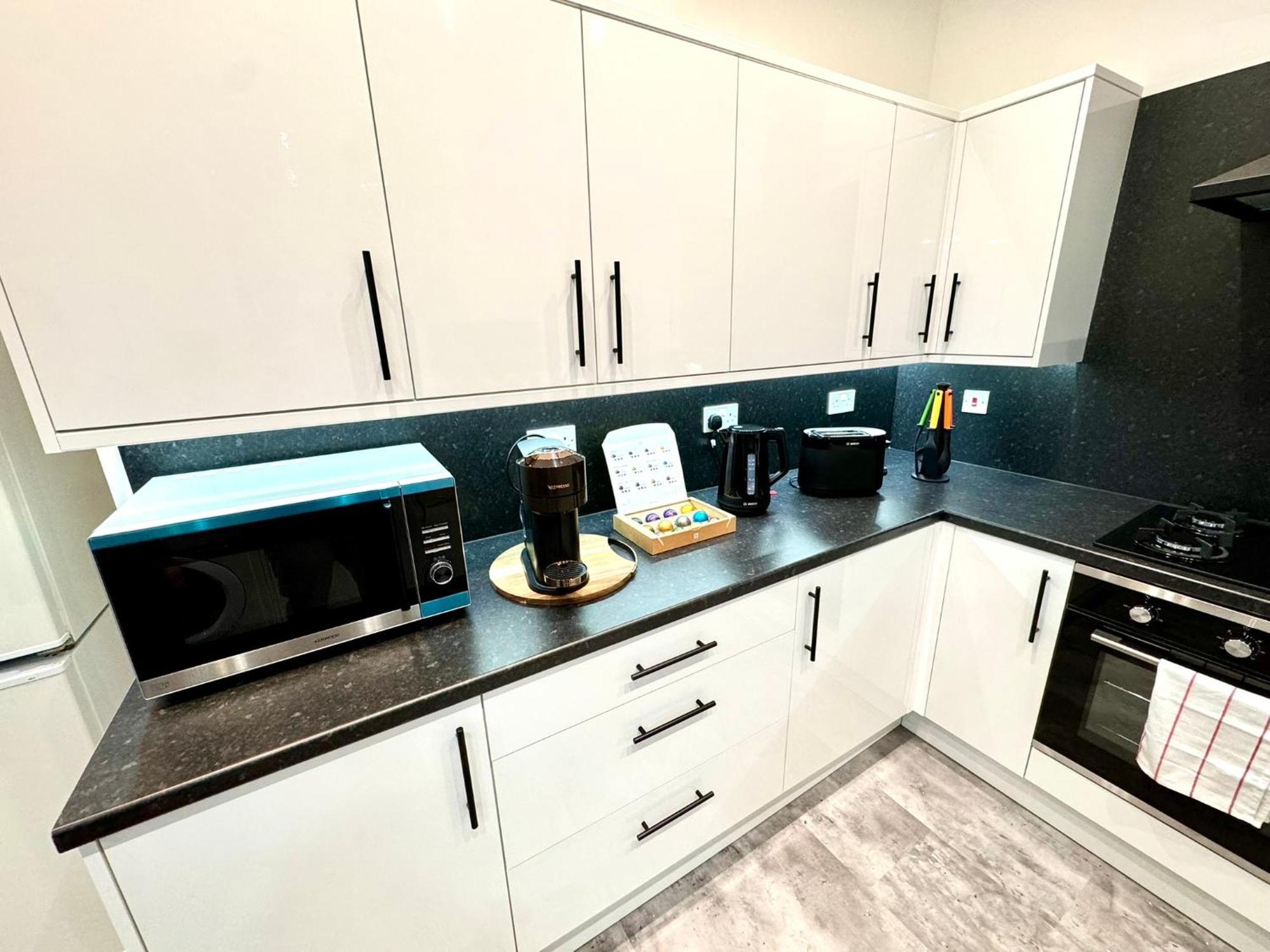 Georgian Luxury Apartment - Superfast Wifi - Parking Available * EDI